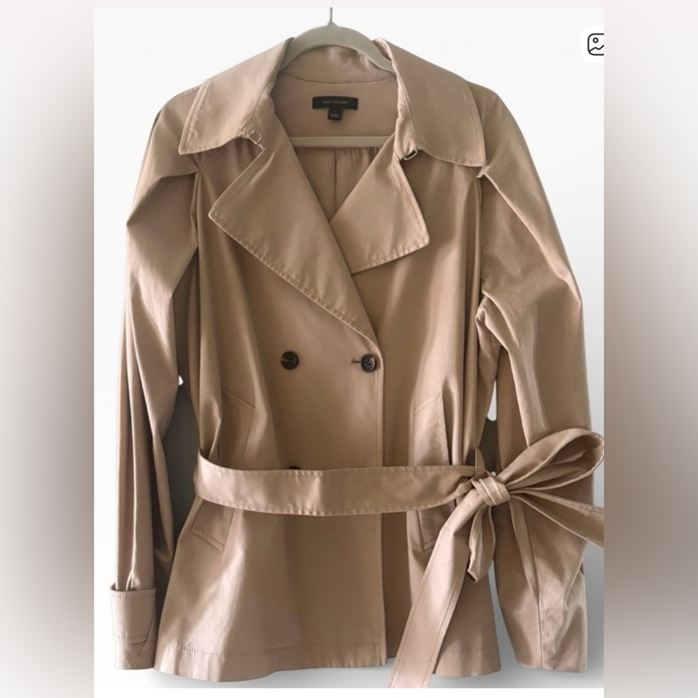 ANN TAYLOR Cotton Lined Tan Belted Short Trench Coat | Size Large